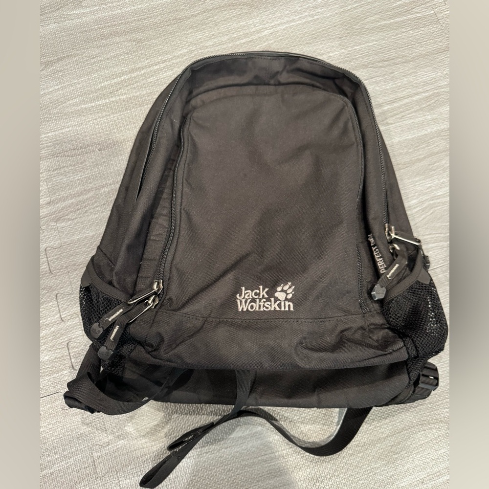 Jack Wolfskin “perfect day” backpack